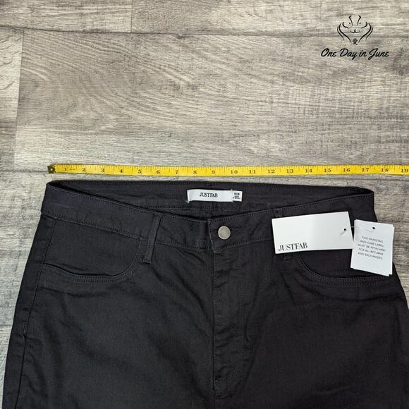 Justfab Plus Size Curvy Fit Jeans Size 18W - Picture 3 of 6